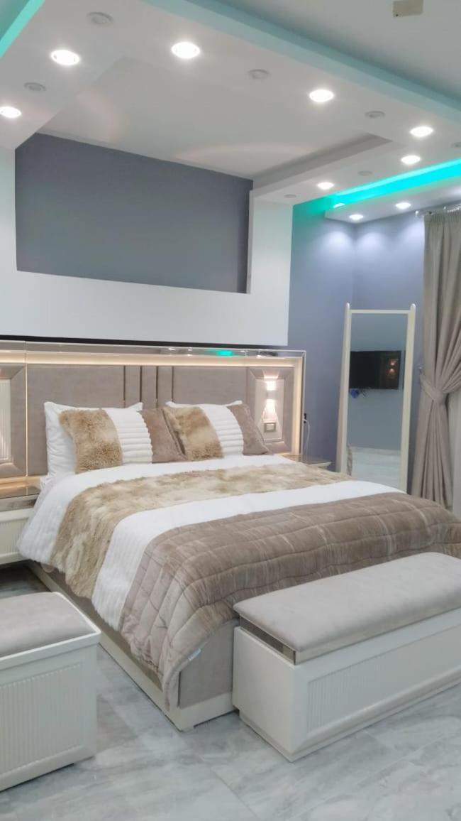 مفروشة بالكامل امام سيتي ستارز Apartment